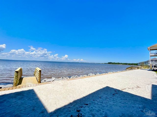 16070 Innerarity Pt Rd, Pensacola, FL 32507