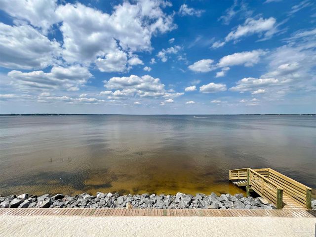 16070 Innerarity Pt Rd, Pensacola, FL 32507