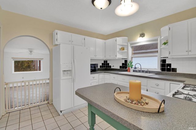 721 W BOULEVARD, Kokomo, IN 46902