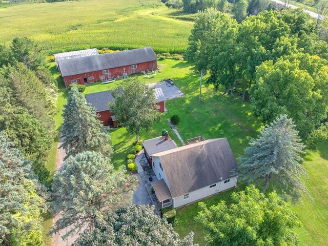 4503 Carstens Lake ROAD, Manitowoc, WI 54220