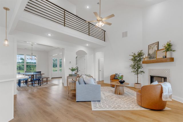 320 WIRT RD, Oakland, TN 38060