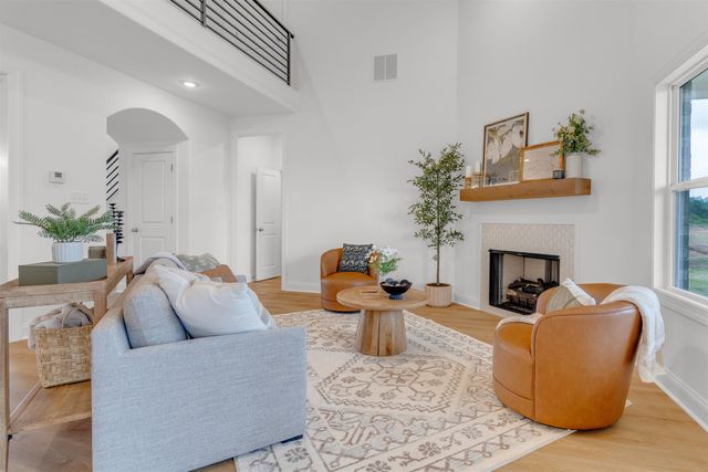 320 WIRT RD, Oakland, TN 38060