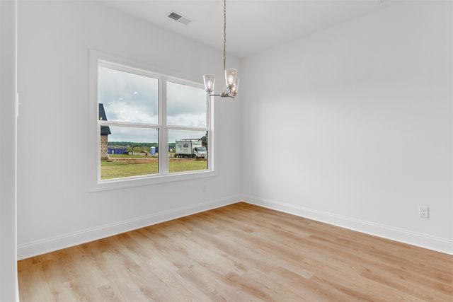 320 WIRT RD, Oakland, TN 38060