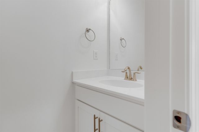 320 WIRT RD, Oakland, TN 38060