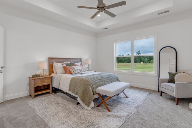 320 WIRT RD, Oakland, TN 38060