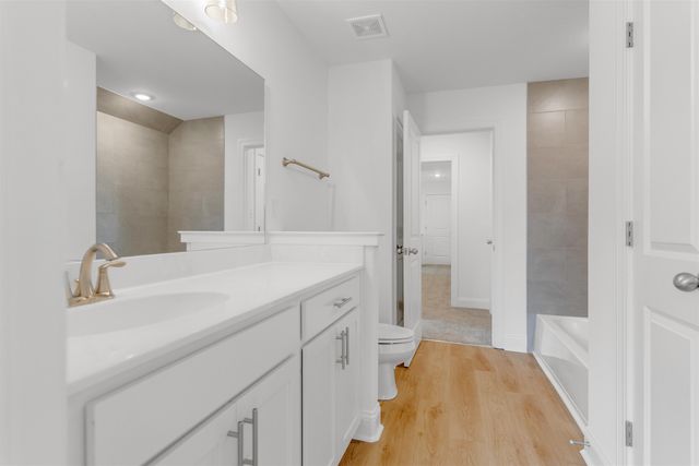 320 WIRT RD, Oakland, TN 38060