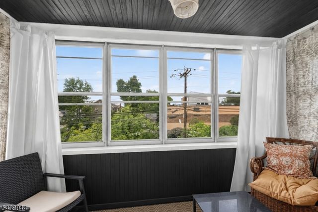 374 Boyden Ave, Maplewood Twp., NJ 07040