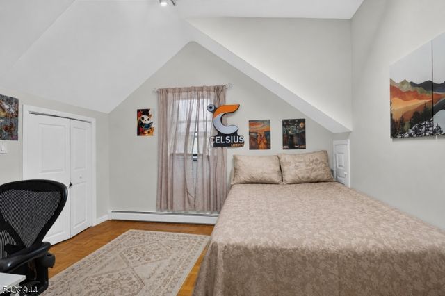 374 Boyden Ave, Maplewood Twp., NJ 07040
