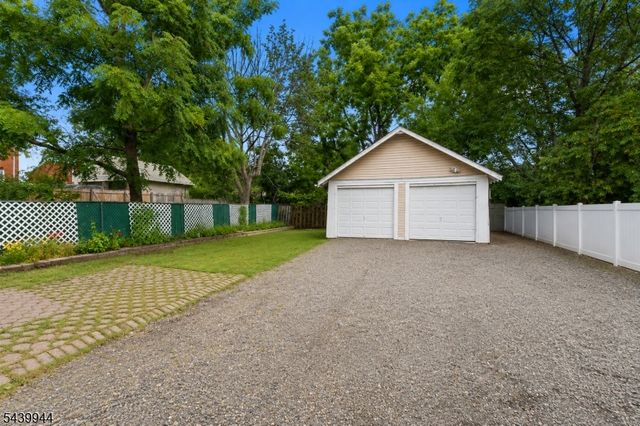 374 Boyden Ave, Maplewood Twp., NJ 07040