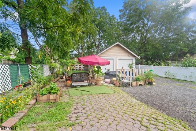 374 Boyden Ave, Maplewood Twp., NJ 07040