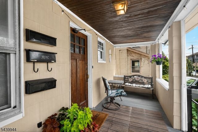 374 Boyden Ave, Maplewood Twp., NJ 07040