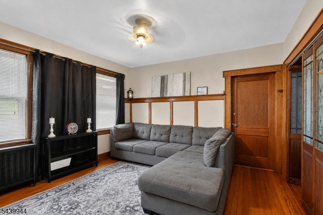 374 Boyden Ave, Maplewood Twp., NJ 07040