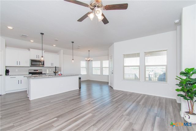 2404 Freddie L. Nichols Sr. Drive, Harker Heights, TX 76548