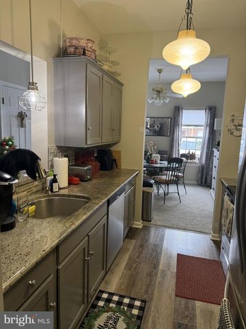 28 CHARLEMONT CT, Reading, PA 19607