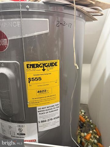 28 CHARLEMONT CT, Reading, PA 19607