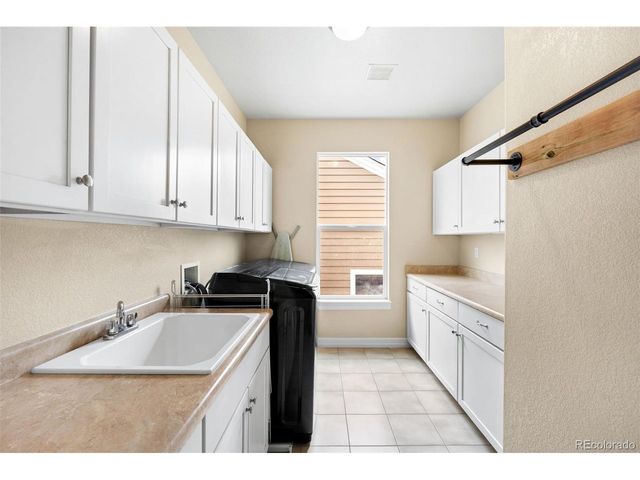 7055 Winter Ridge Ln, Castle Rock, CO 80108