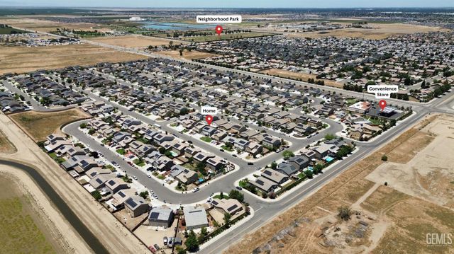 5816 Commonwealth Avenue, Bakersfield, CA 93313