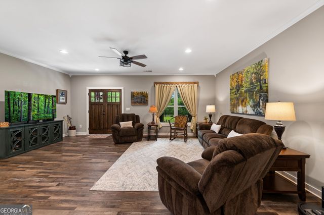 704 Town Creek Church Road, Talking Rock, GA 30175