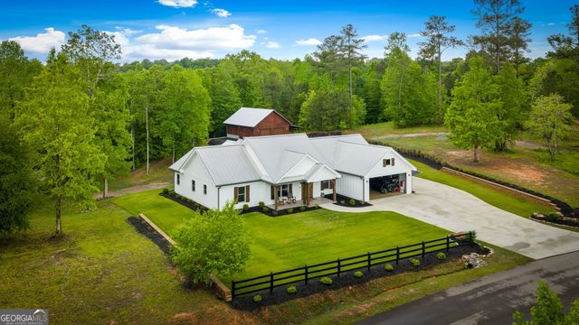 704 Town Creek Church Road, Talking Rock, GA 30175