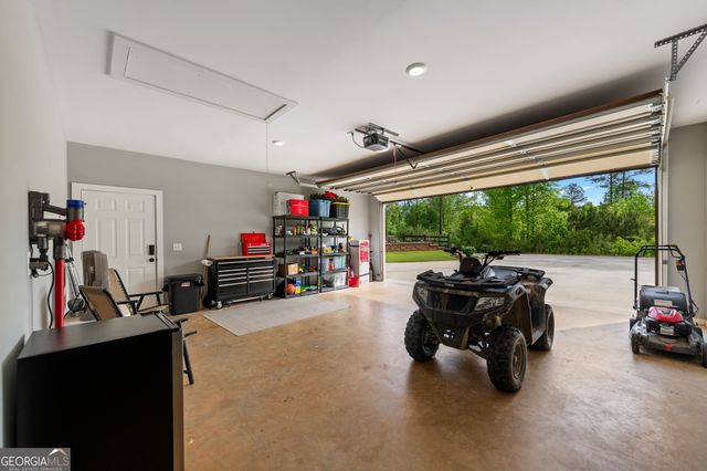704 Town Creek Church Road, Talking Rock, GA 30175