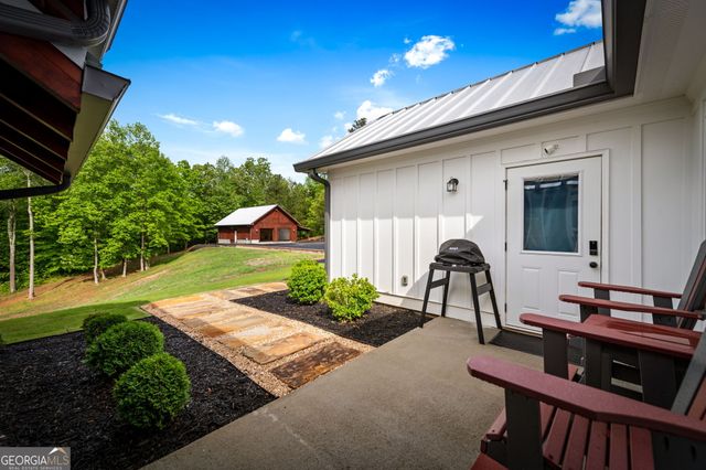 704 Town Creek Church Road, Talking Rock, GA 30175