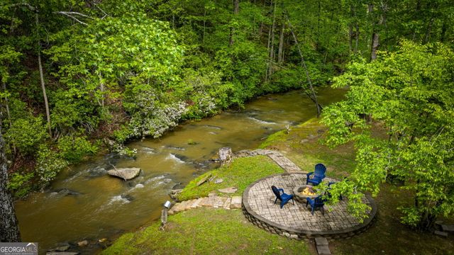 704 Town Creek Church Road, Talking Rock, GA 30175