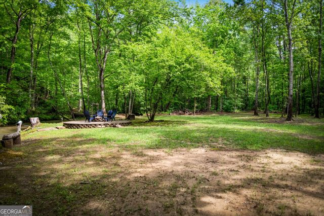 704 Town Creek Church Road, Talking Rock, GA 30175