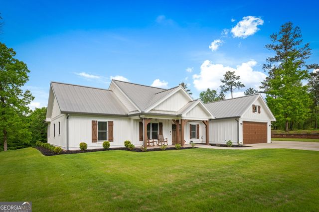 704 Town Creek Church Road, Talking Rock, GA 30175