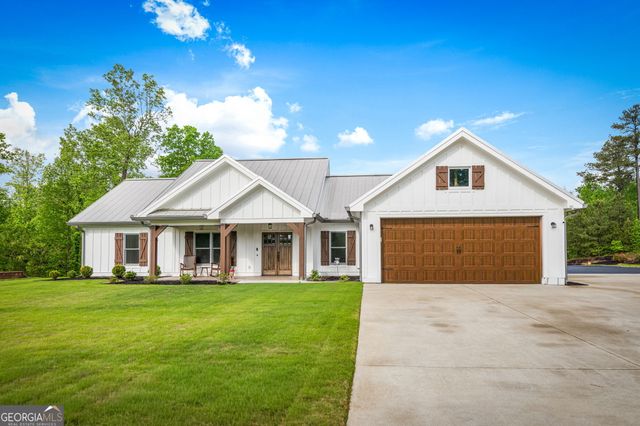 704 Town Creek Church Road, Talking Rock, GA 30175