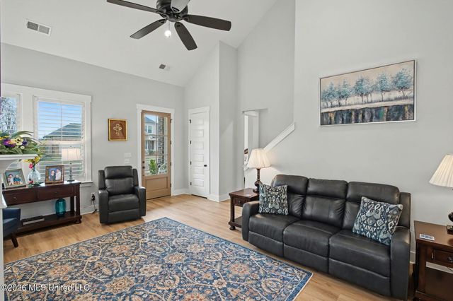 3847 Swan Cove, Hernando, MS 38632