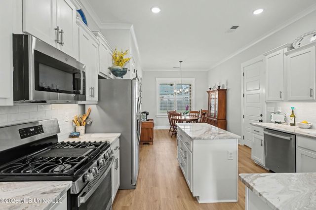 3847 Swan Cove, Hernando, MS 38632