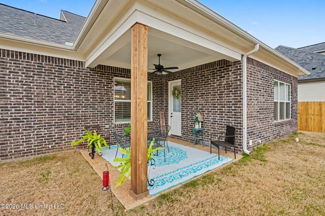 3847 Swan Cove, Hernando, MS 38632