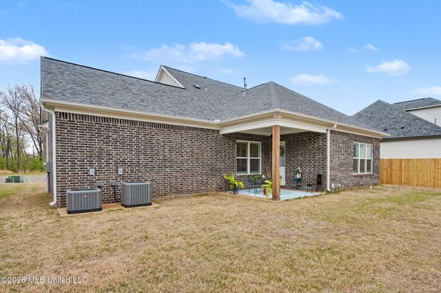 3847 Swan Cove, Hernando, MS 38632
