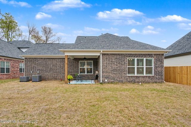 3847 Swan Cove, Hernando, MS 38632