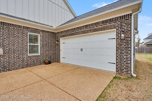 3847 Swan Cove, Hernando, MS 38632