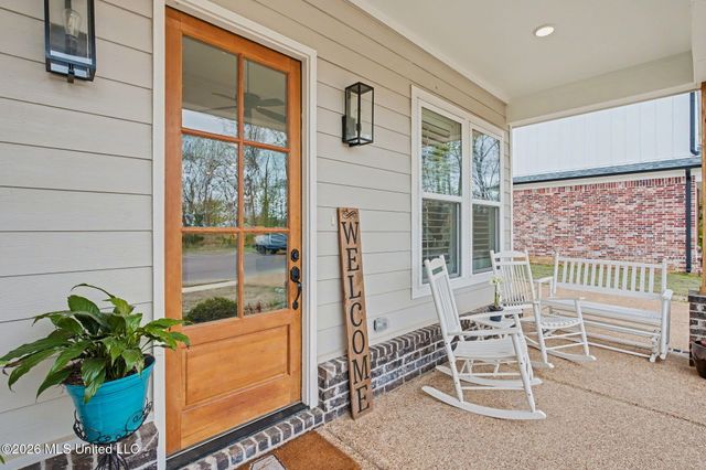 3847 Swan Cove, Hernando, MS 38632