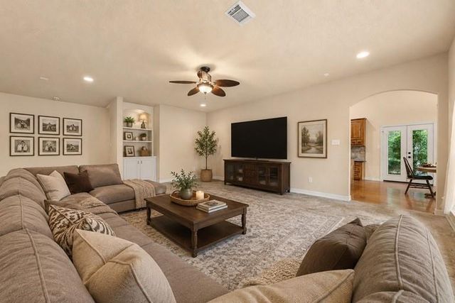 28618 Benders Crossing Drive, Spring, TX 77386