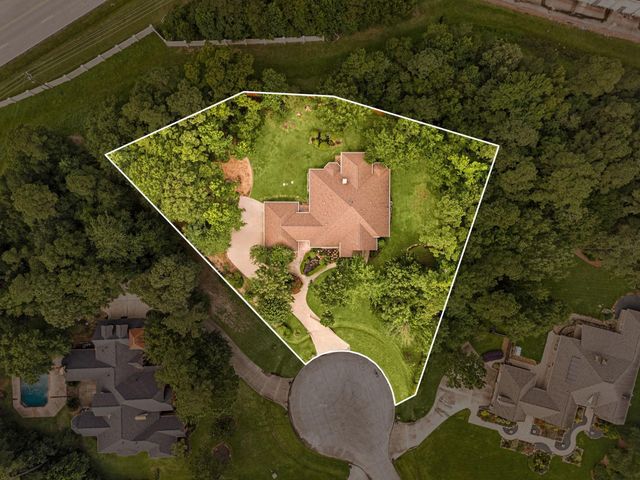 28618 Benders Crossing Drive, Spring, TX 77386