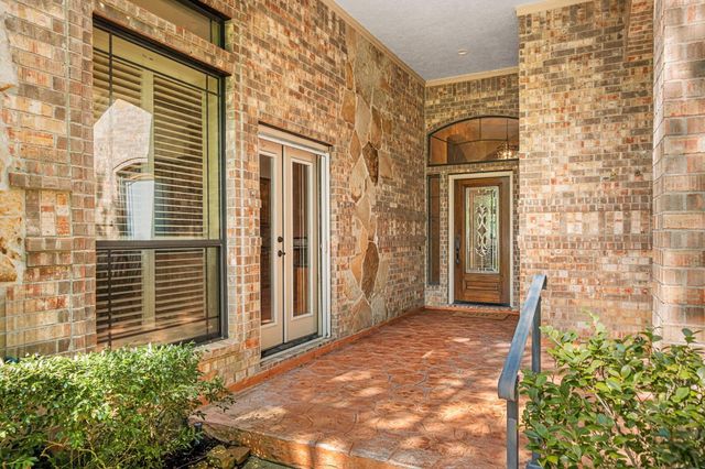 28618 Benders Crossing Drive, Spring, TX 77386