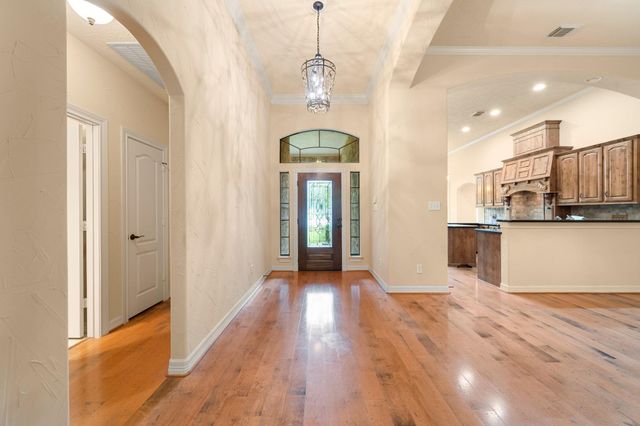 28618 Benders Crossing Drive, Spring, TX 77386