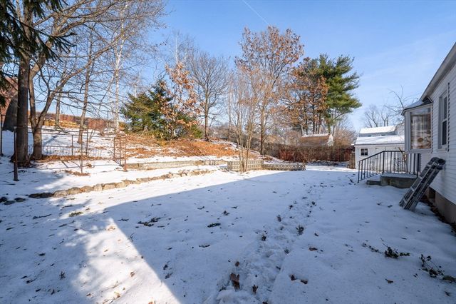 32 Debra Dr, Chicopee, MA 01020