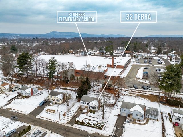 32 Debra Dr, Chicopee, MA 01020