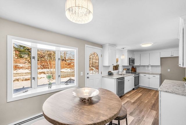 32 Debra Dr, Chicopee, MA 01020