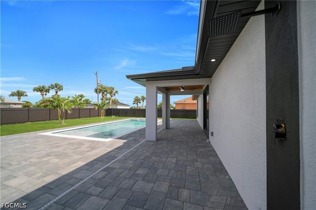 2623 NE 20th AVE, Cape Coral, FL 33909