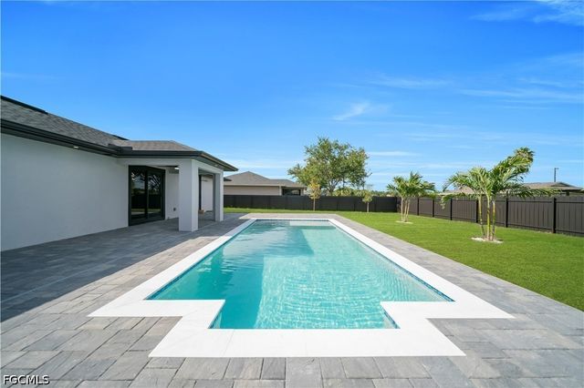 2623 NE 20th AVE, Cape Coral, FL 33909