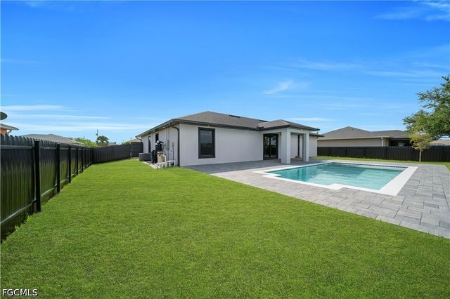 2623 NE 20th AVE, Cape Coral, FL 33909