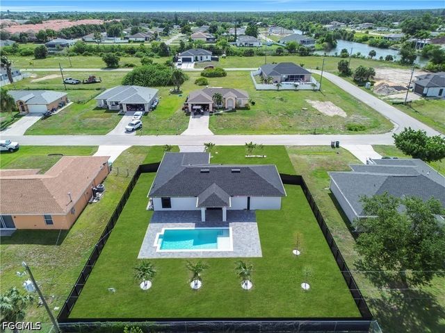 2623 NE 20th AVE, Cape Coral, FL 33909
