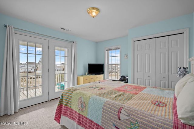 1301 N New River Drive, Holly Ridge, NC 28445