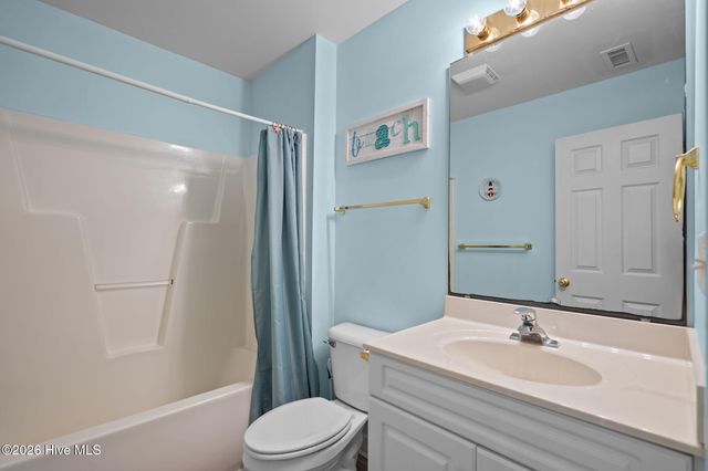 1301 N New River Drive, Holly Ridge, NC 28445