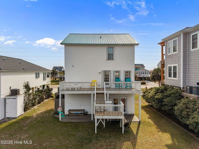 1301 N New River Drive, Holly Ridge, NC 28445